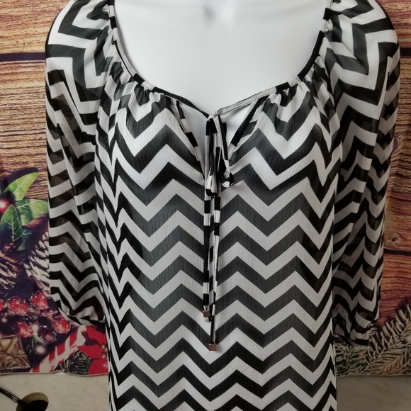 Ana, Black  and white , women blouse,  size P/S. - Picture 2 of 6